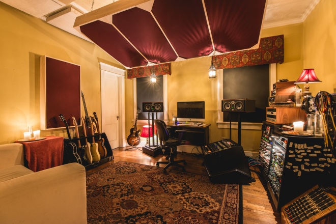 tracking room 4115